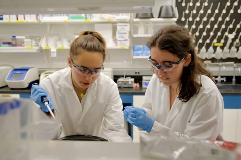 Meet Abby Stathis: Exploring the Microbial World of Plants